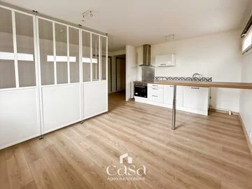 Grand T1 bis avec parking – Quartier du vaugeux- Agence Casa