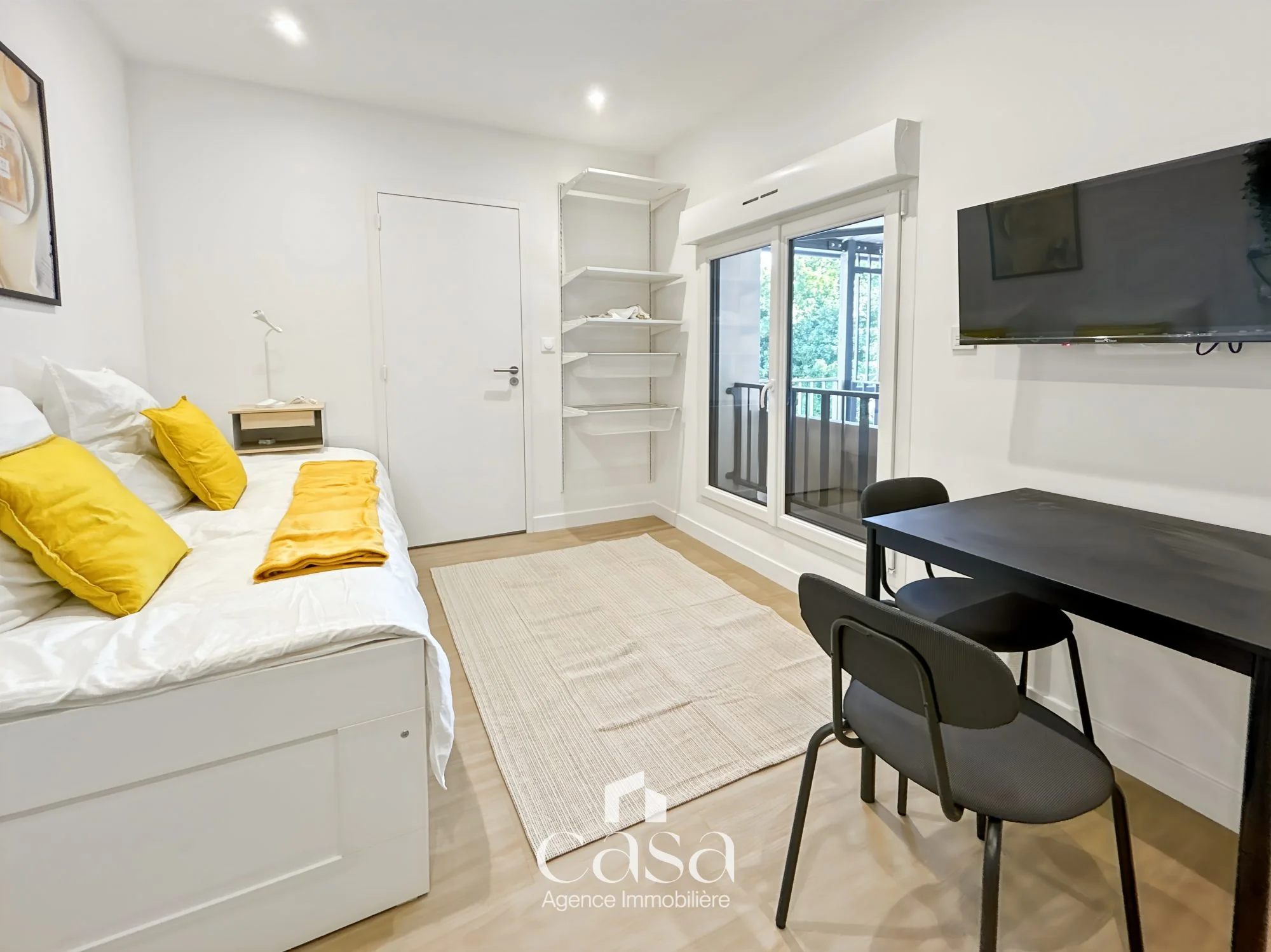 Studio récent et meublé de 13.10m2- sur la commune de Mondeville - Agence Casa