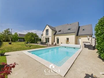 Exclusivité – maison contemporaine 157 m² avec piscine et jardin paysagé- Agence Casa