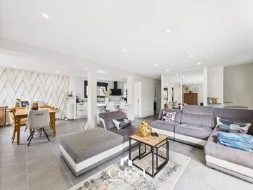 MAISON VENOIX – 7 CHAMBRES – PARFAIT ETAT - Agence Casa