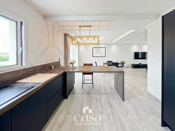 Maison contemporaine à Rosel – 165m2 – 5 chambres – vie de plain-pied - Agence Casa