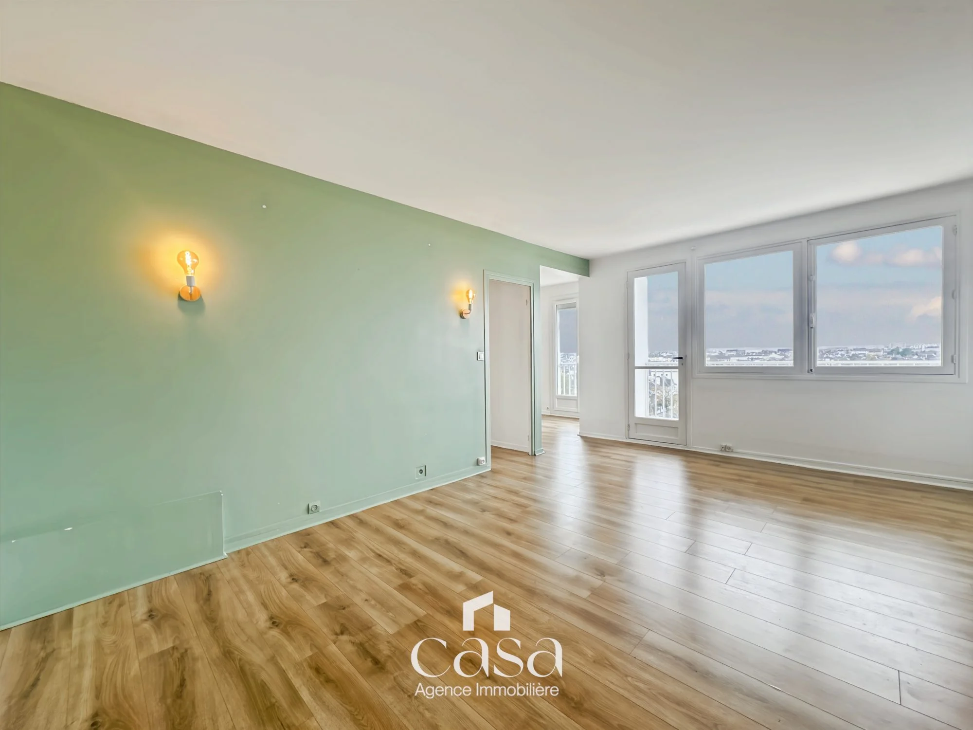Caen Rive droite appartement 4 pièces avec balcon et parking - Agence Casa