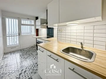 Caen Rive droite appartement 4 pièces avec balcon et parking - Agence Casa