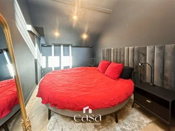 Duplex meublé atypique dans le centre ville de CAEN - Agence Casa