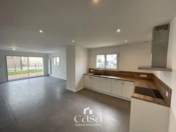 MAISON CONTEMPORAINE – 5 CHAMBRES – VIE DE PLAIN PIED - Agence Casa