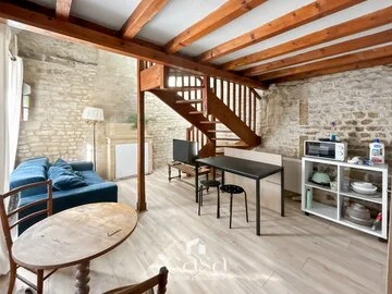 Magnifique duplex MEUBLE en plein coeur du Vaugueux- Agence Casa
