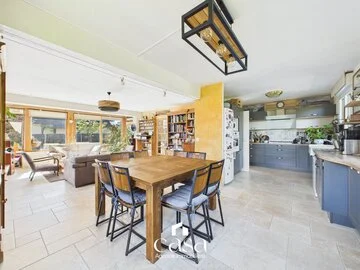 Maison familiale-6 chambres-sous-sol complet-expo sud-ouest - Agence Casa