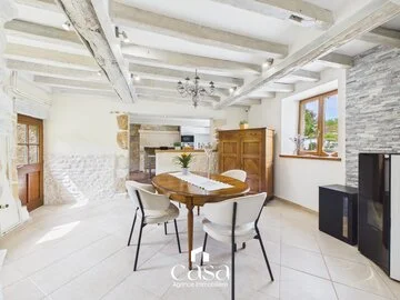 Charmante maison en pierre de 157m2 sur Ernes - Agence Casa