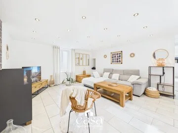 Maison ancienne rénovée – Fresné la Mère - Agence Casa