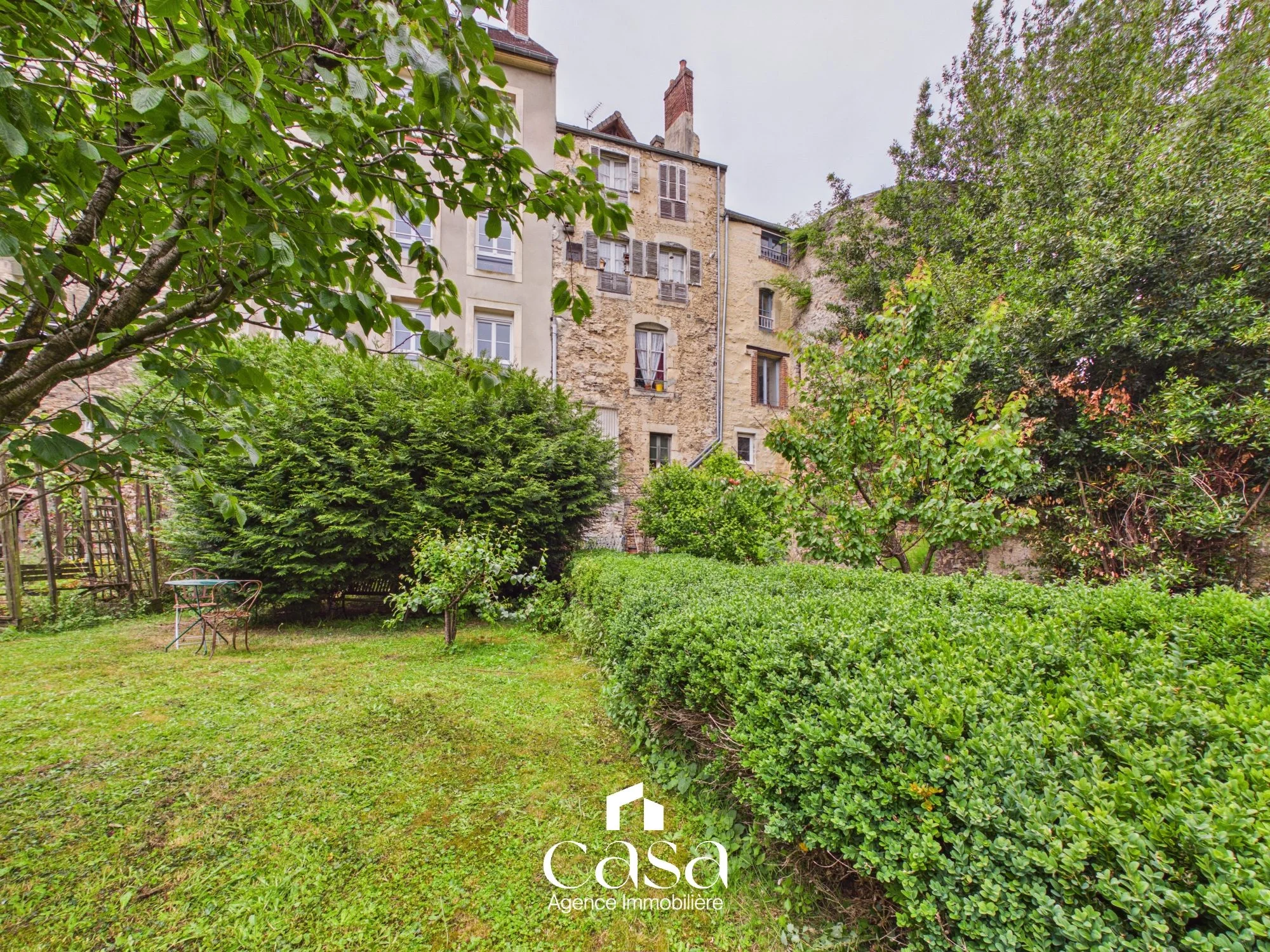 Falaise Immeuble de caractère–Double habitation-fort potentiel - Agence Casa