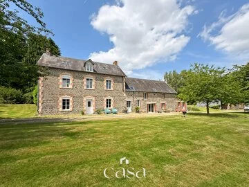 Maison 10 pièces 220 m² · à Caen · 220 m² · 390 000 €