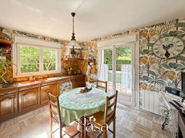 Pavillon familial 140 m² à Falaise–5 chambres– S-sol complet - Agence Casa