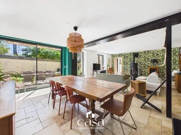 Maison de caractère rénovée – 116 m² – Terrain de 620 m²- Agence Casa