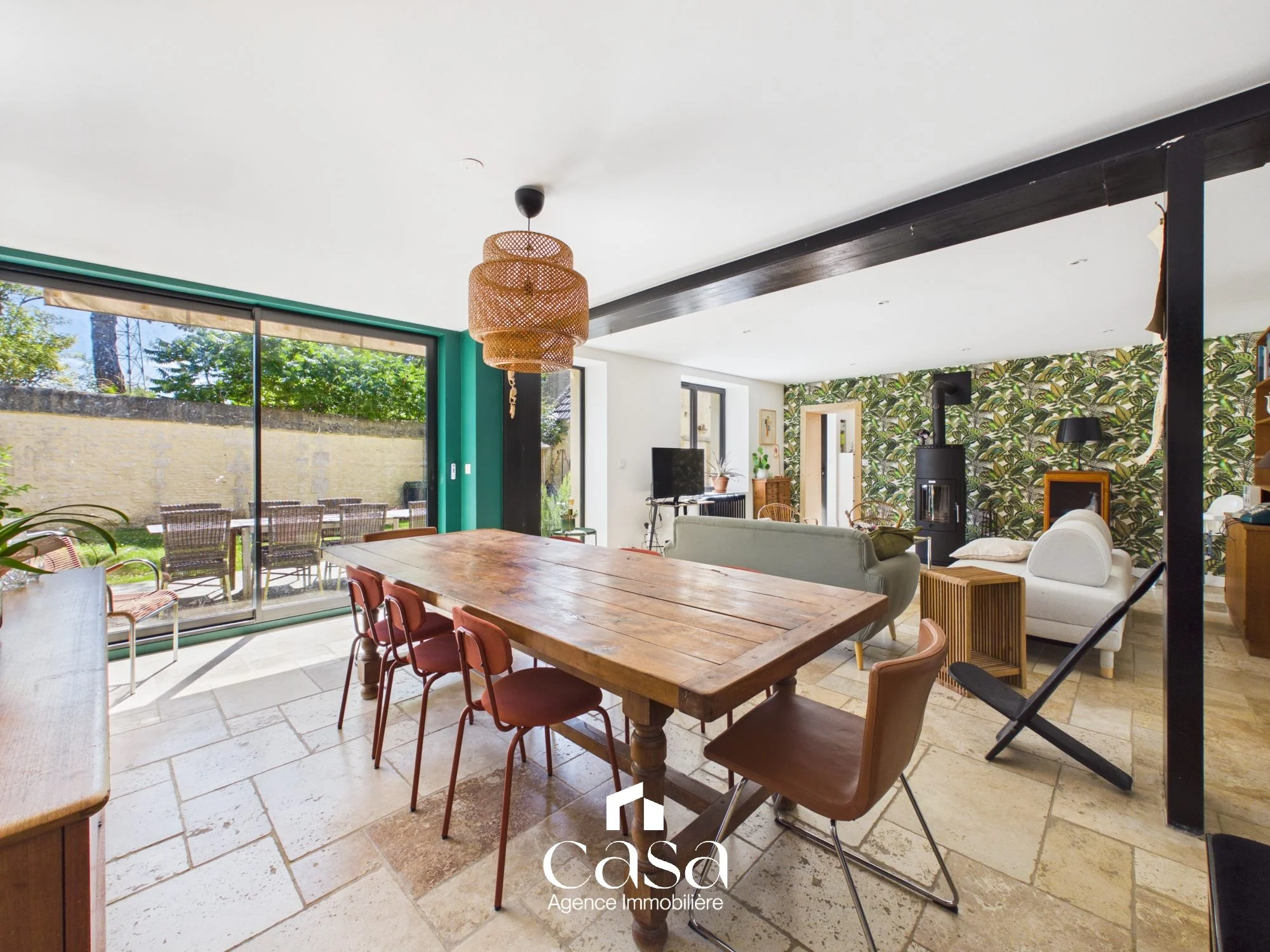 Maison de caractère rénovée – 116 m² – Terrain de 620 m² - Agence Casa