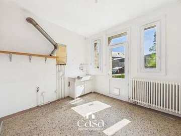 Caen Rive droite maison des années 30 avec garage - Agence Casa