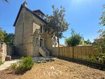 Caen rive droite maison des années 30 avec garage et jardin- Agence Casa