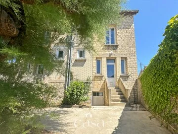 Caen Rive droite maison des années 30 avec garage- Agence Casa