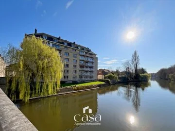 Magnifique appartement avec vue dégagée en centre-ville – Ascenseur et Garage- Agence Casa