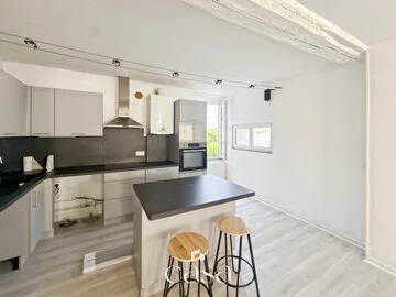 APPARTEMENT F3 – CENTRE VILLE DE FALAISE - Agence Casa