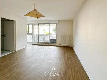 Grand T1 rénové – Secteur Hastings - Agence Casa
