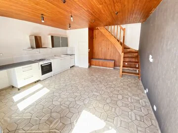 Maison à louer 3 pièces – Saint pierre du regard - Agence Casa