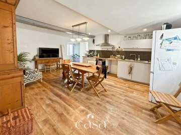 Charmante maison ancienne en pierre avec jardin et garage - Agence Casa