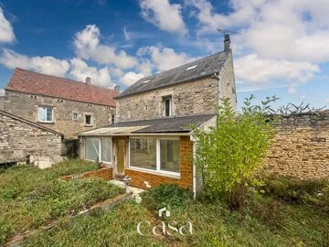 Maison en pierre à rénover – OUILLY LE TESSON- Agence Casa