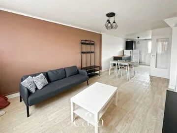 Centre-ville de Caen – Beau 2 pièces meublé de 47 m² avec cave- Agence Casa