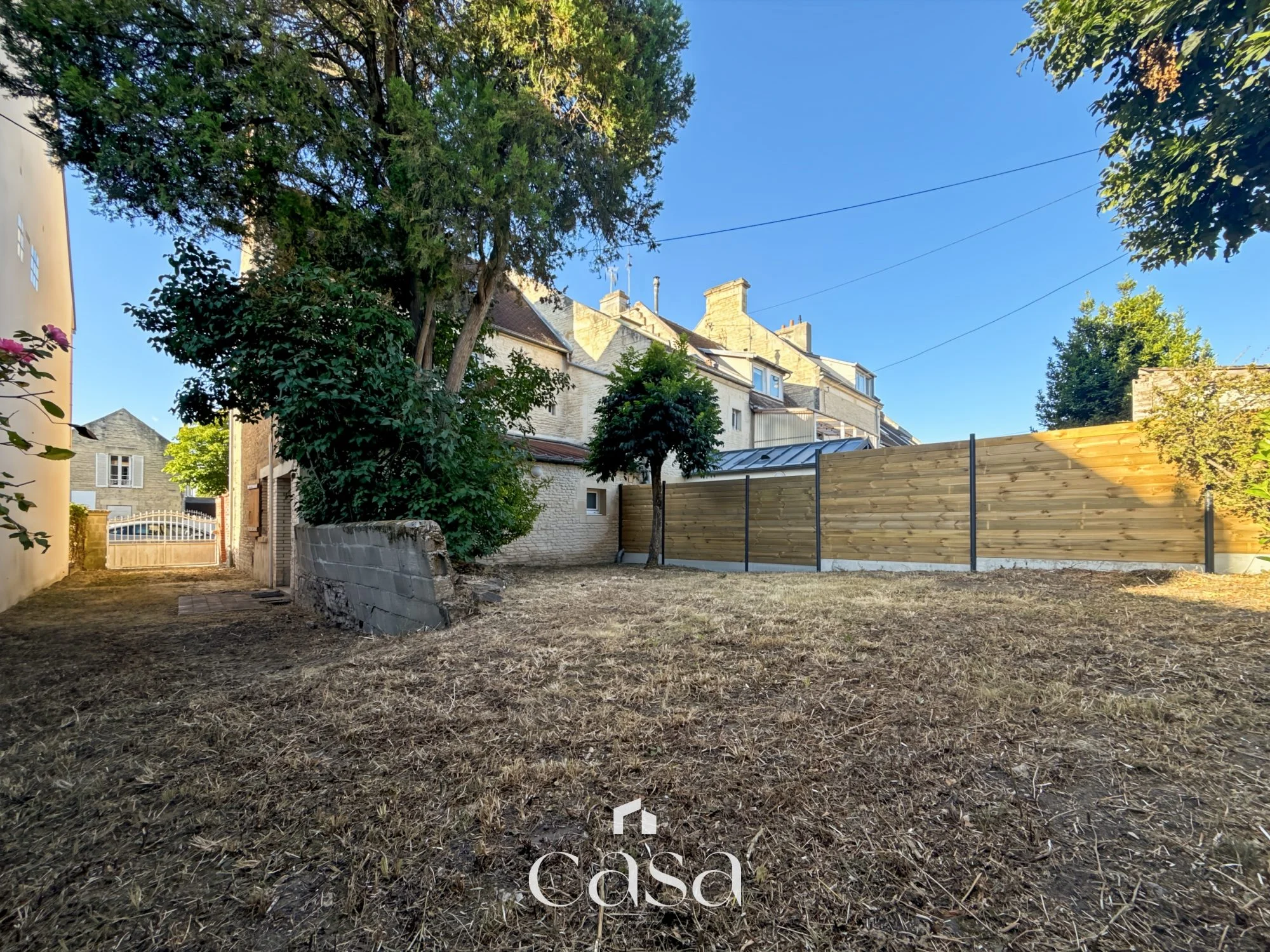 Maison en pierre avec jardin avenue Henry Chéron - Agence Casa