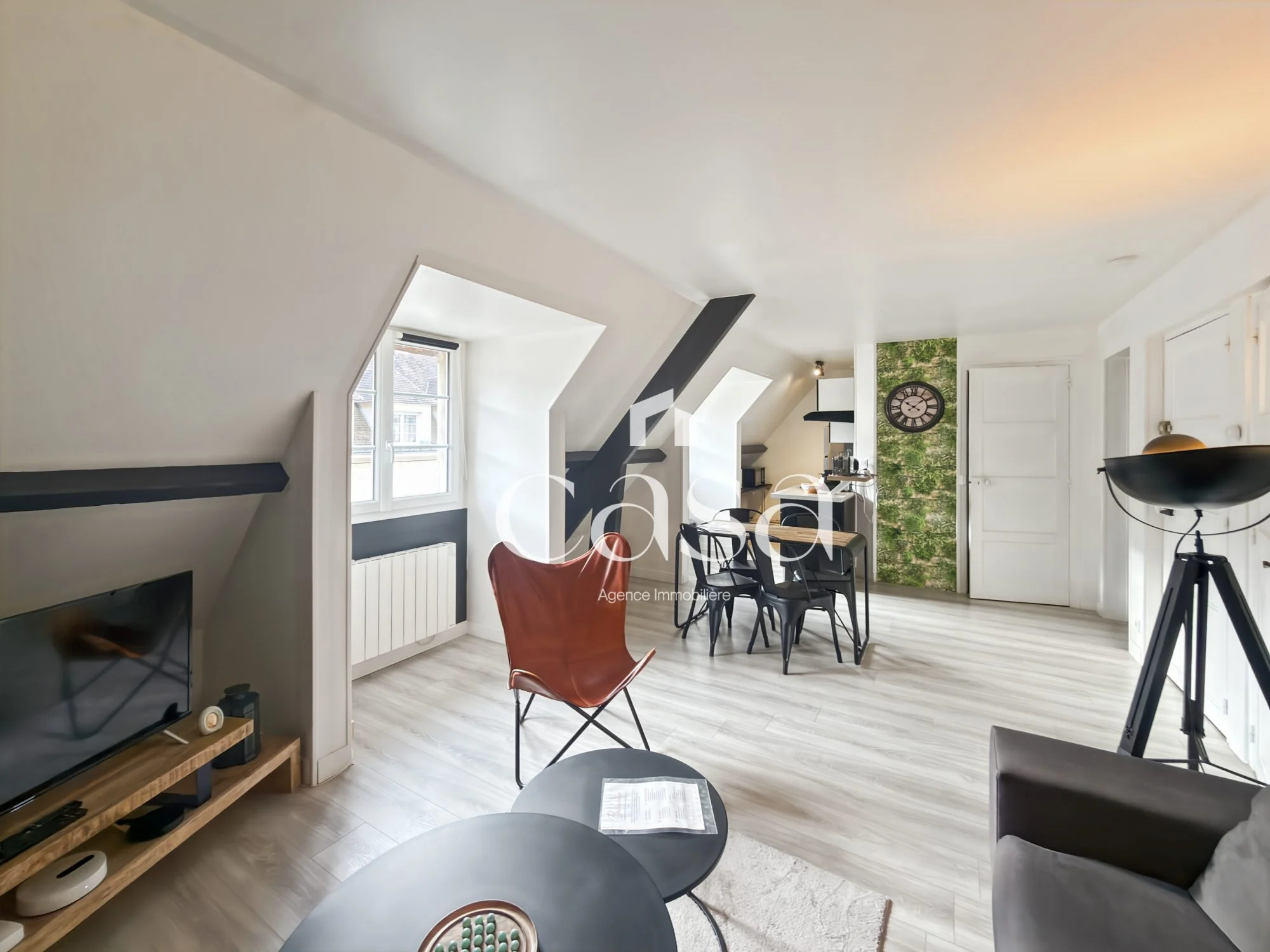 Appartement 2 chambres avec cave – Hypercentre de FALAISE - Agence Casa
