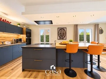 Maison familiale rénovée avec piscine – Cairon, triangle d’or - Agence Casa
