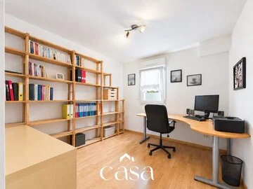Maison familiale 5 chambres, beaux volumes et terrain de 1 100 m² - Agence Casa