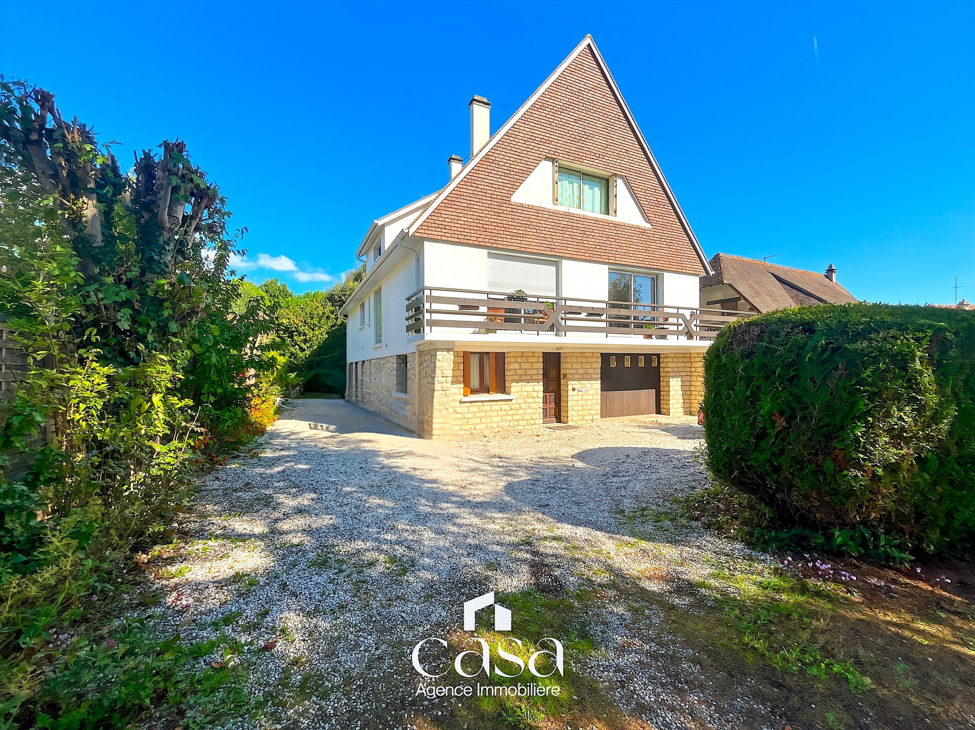 Maison 10 pièces 220 m² · à Caen · 220 m² · 582 000 €